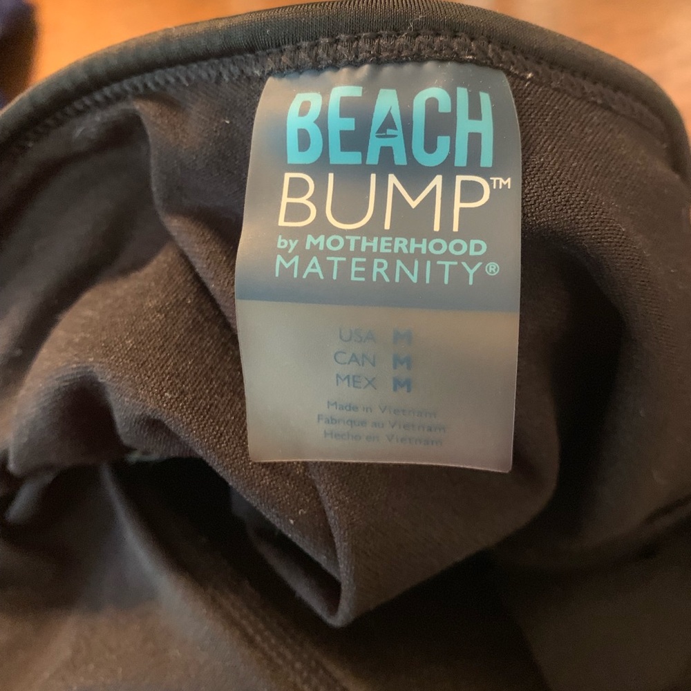 Motherhood maternity swimsuit size medium